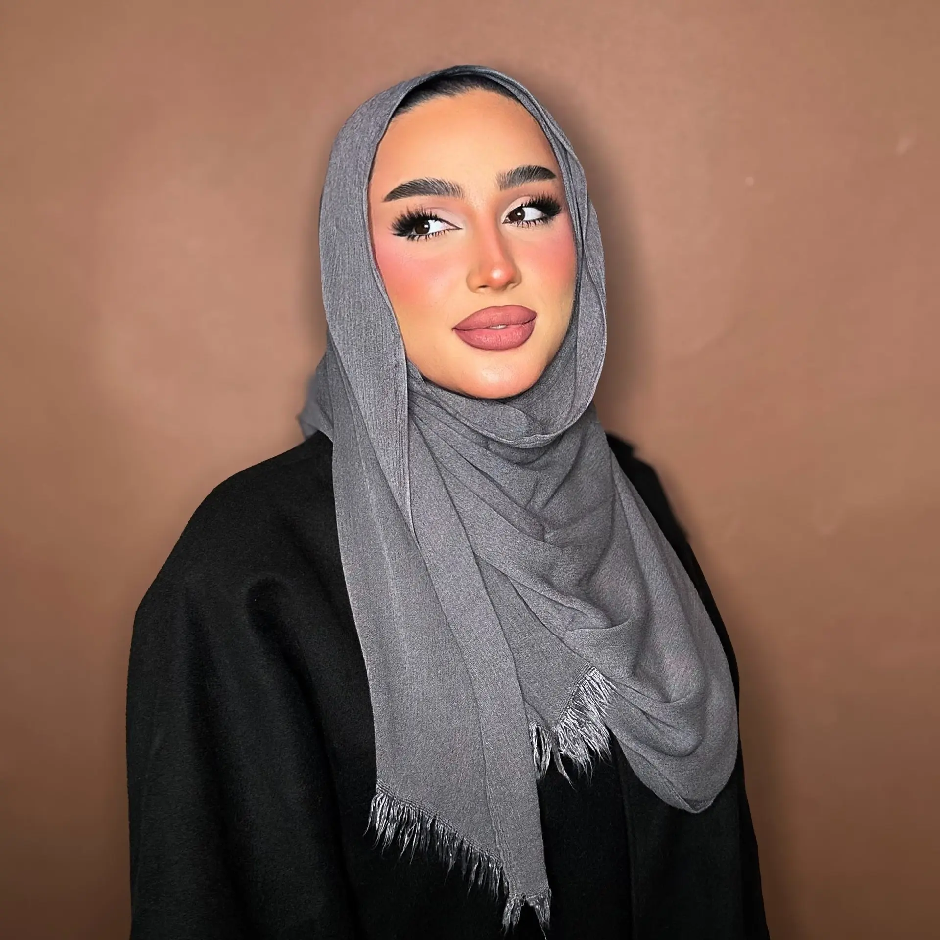 Kresha woven shawl حجاب الشال 