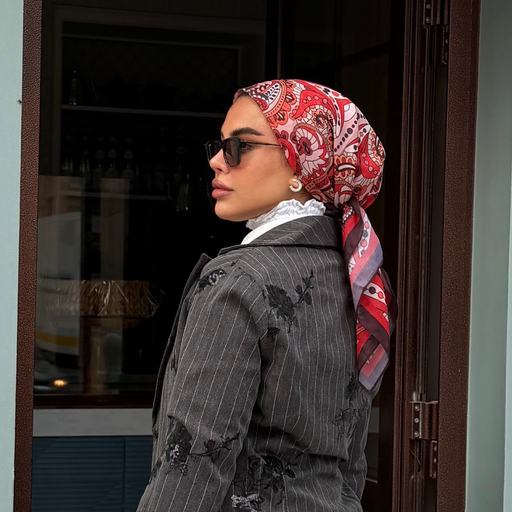 سكارف إيمان